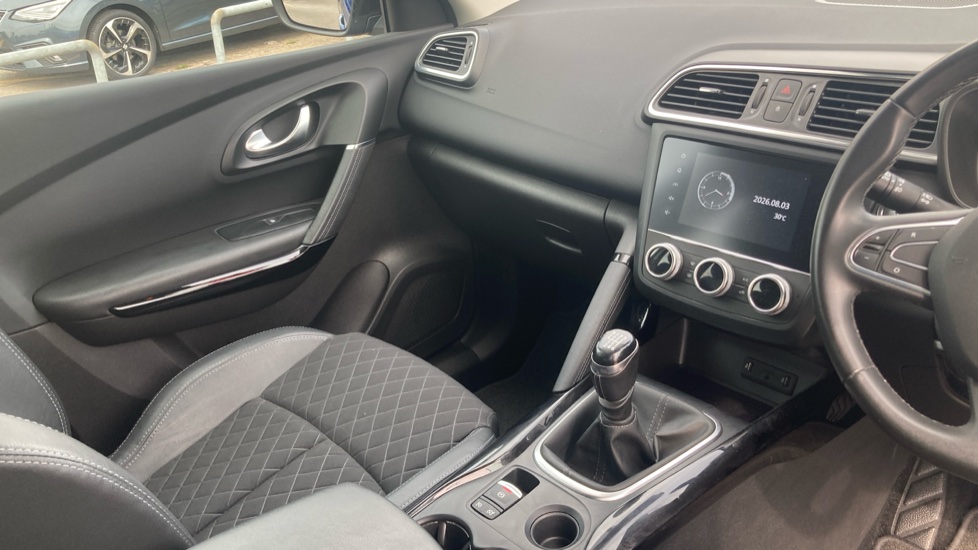 Renault Kadjar 1.3 TCE Iconic 5dr Petrol Hatchback - Image 14