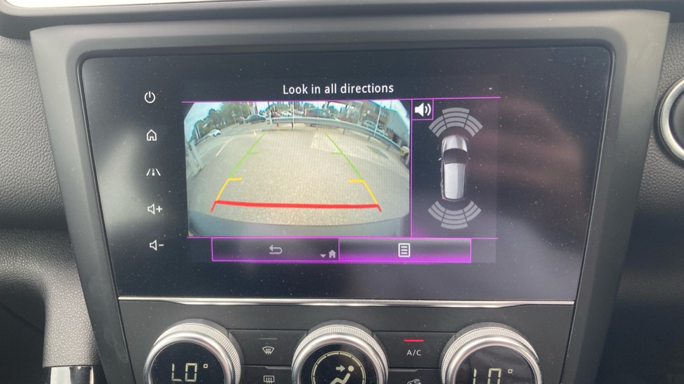 Renault Kadjar 1.3 TCE Iconic 5dr Petrol Hatchback - Image 24
