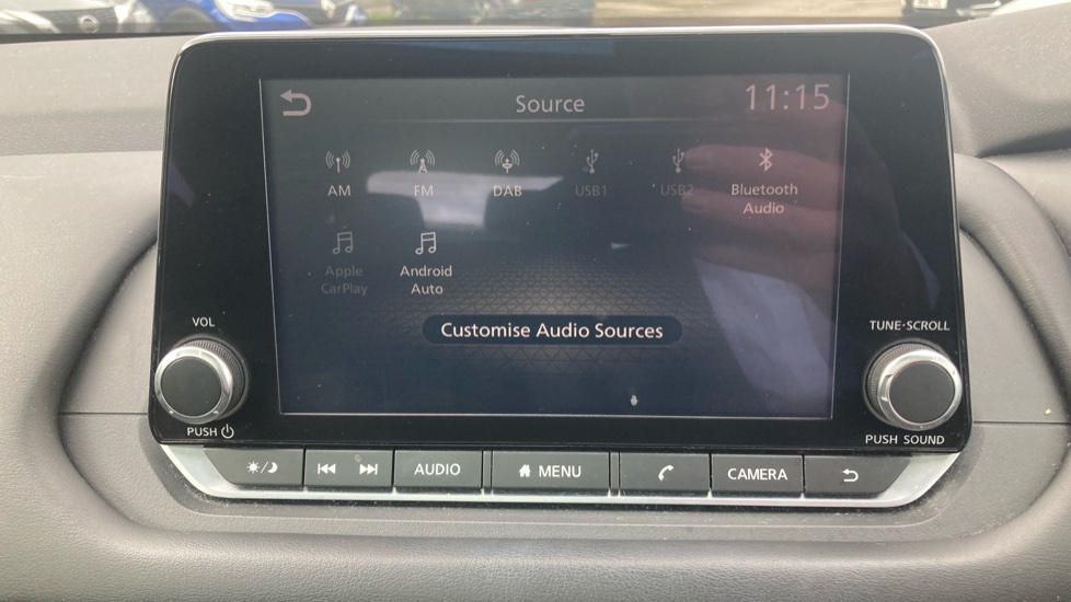 Nissan Qashqai 1.3 DiG-T MH Acenta Premium 5dr Petrol Hatchback - Image 22