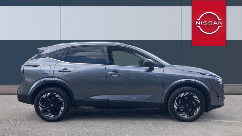 Nissan Qashqai 1.5 E-Power 205 N-Connecta [Glass Roof] 5dr Auto Hybrid Hatchback - Image 5