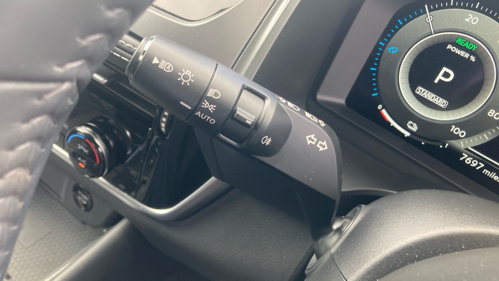 Nissan Qashqai 1.5 E-Power 205 N-Connecta [Glass Roof] 5dr Auto Hybrid Hatchback - Image 25