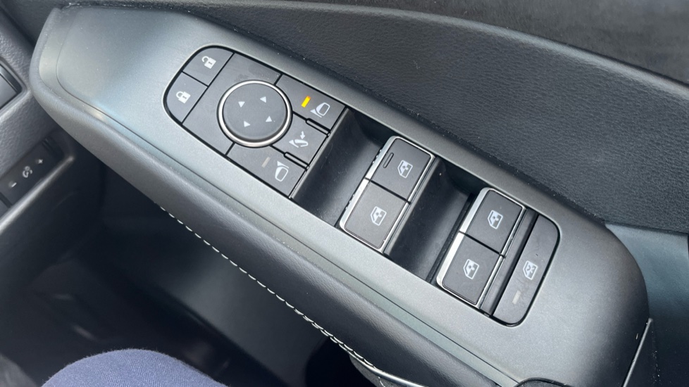 Nissan Qashqai 1.5 E-Power N-Design 5dr Auto Hybrid Hatchback - Image 29