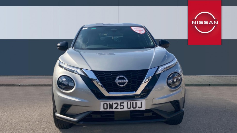 Nissan Juke 1.0 DiG-T N-Connecta 5dr Petrol Hatchback - Image 3