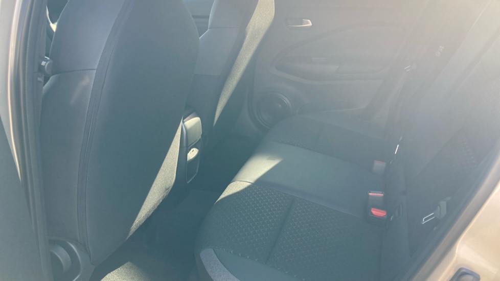 Nissan Juke 1.0 DiG-T N-Connecta 5dr Petrol Hatchback - Image 16