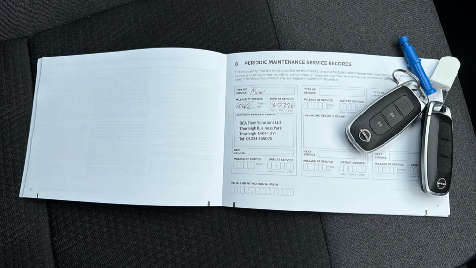 Nissan Qashqai 1.5 E-Power N-Connecta [Glass Roof] 5dr Auto Hybrid Hatchback - Image 19