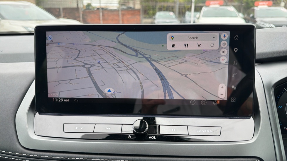 Nissan Qashqai 1.5 E-Power N-Connecta [Glass Roof] 5dr Auto Hybrid Hatchback - Image 22