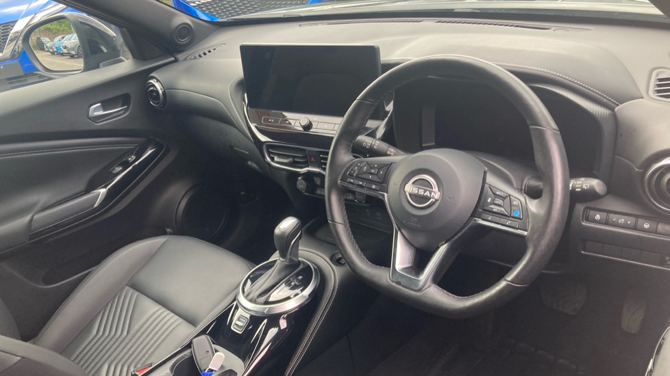 Nissan Juke 1.6 Hybrid Tekna 5dr Auto Hybrid Hatchback - Image 11