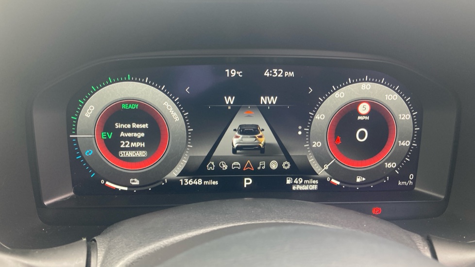 Nissan Juke 1.6 Hybrid Tekna 5dr Auto Hybrid Hatchback - Image 18