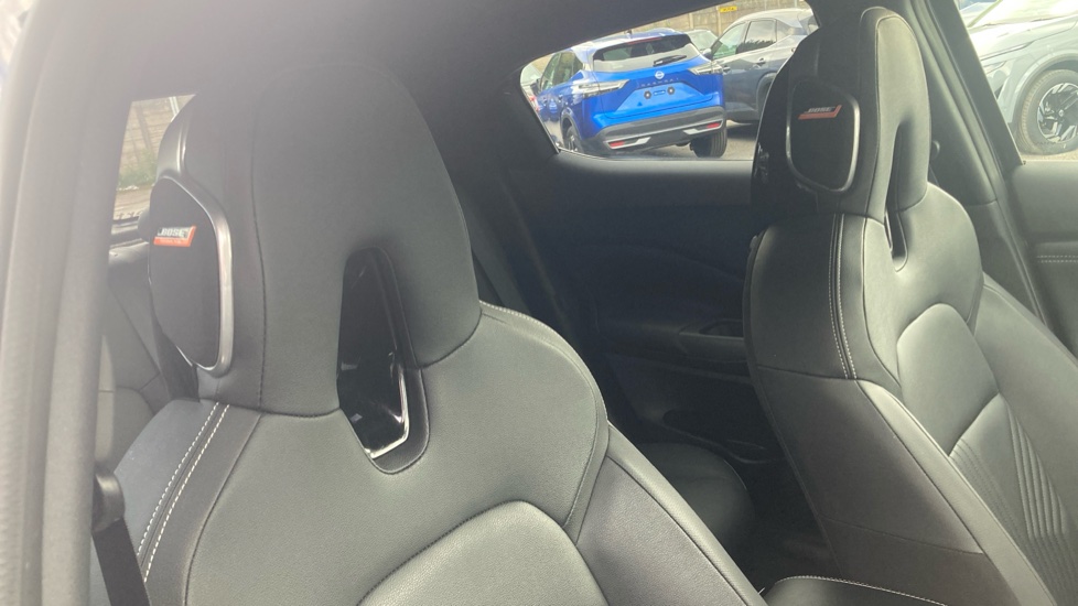 Nissan Juke 1.6 Hybrid Tekna 5dr Auto Hybrid Hatchback - Image 36