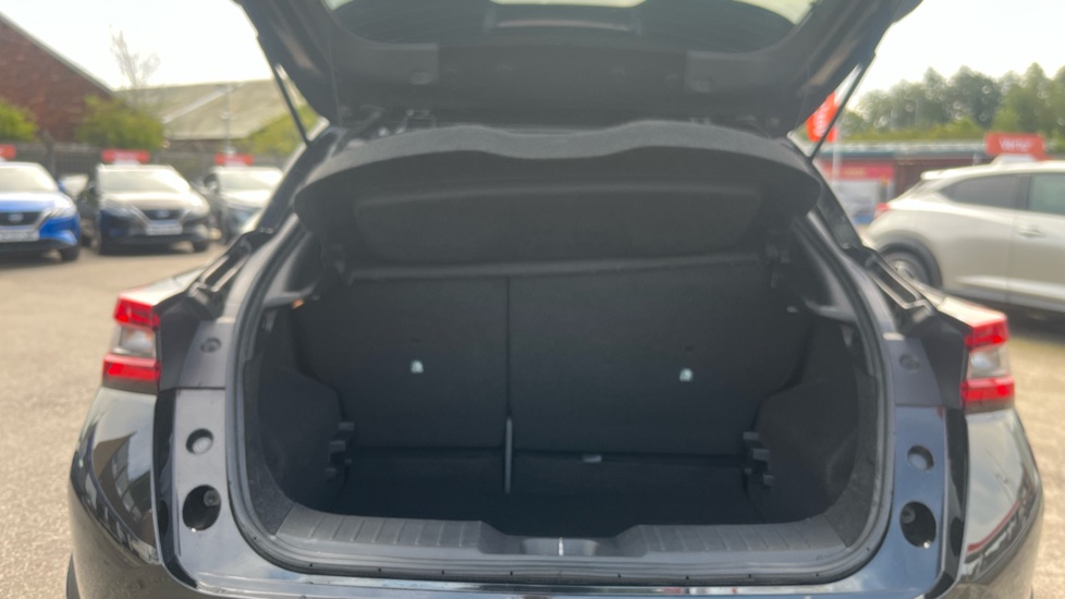 Nissan Juke 1.0 DiG-T 114 N-Connecta 5dr Petrol Hatchback - Image 4