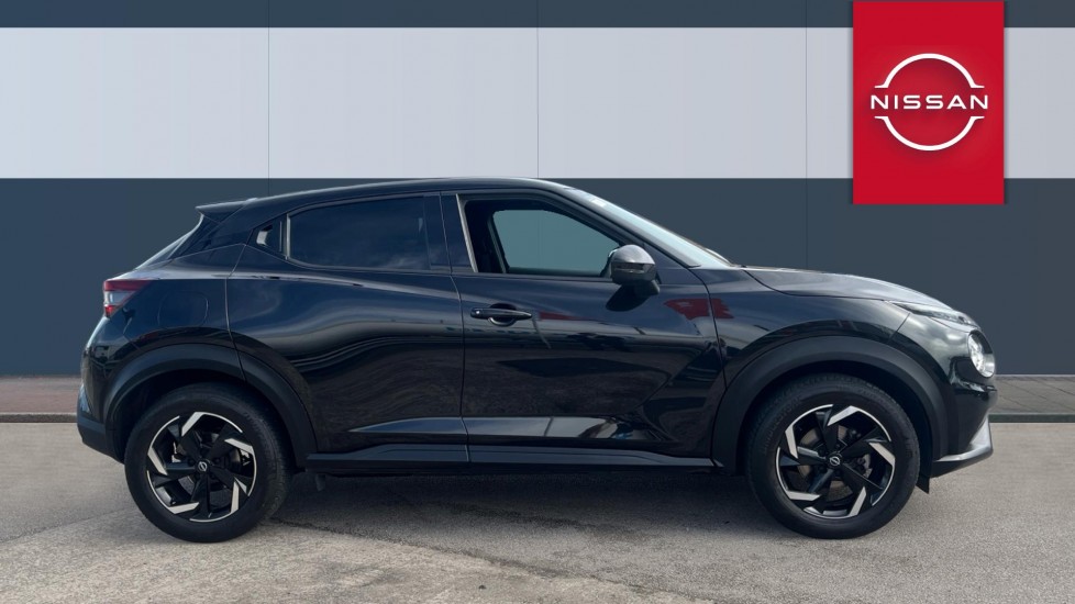 Nissan Juke 1.0 DiG-T 114 N-Connecta 5dr Petrol Hatchback - Image 5