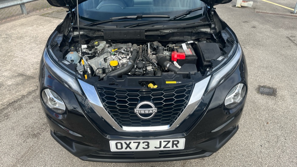 Nissan Juke 1.0 DiG-T 114 N-Connecta 5dr Petrol Hatchback - Image 8