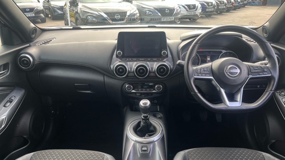 Nissan Juke 1.0 DiG-T 114 N-Connecta 5dr Petrol Hatchback - Image 10
