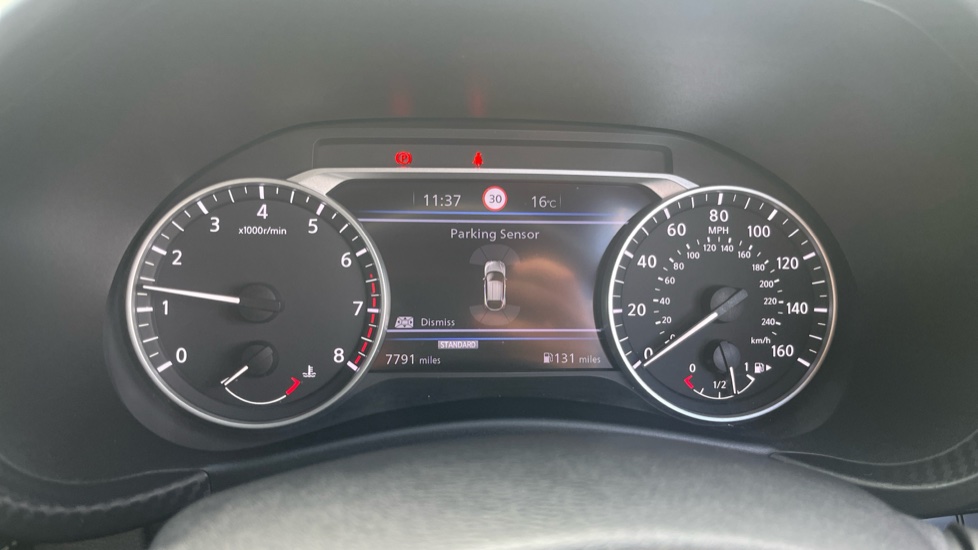 Nissan Juke 1.0 DiG-T 114 N-Connecta 5dr Petrol Hatchback - Image 25