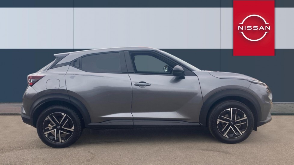 Nissan Juke 1.6 Hybrid N-Connecta 5dr Auto Hybrid Hatchback - Image 5