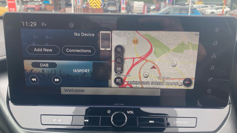 Nissan Juke 1.6 Hybrid N-Connecta 5dr Auto Hybrid Hatchback - Image 12