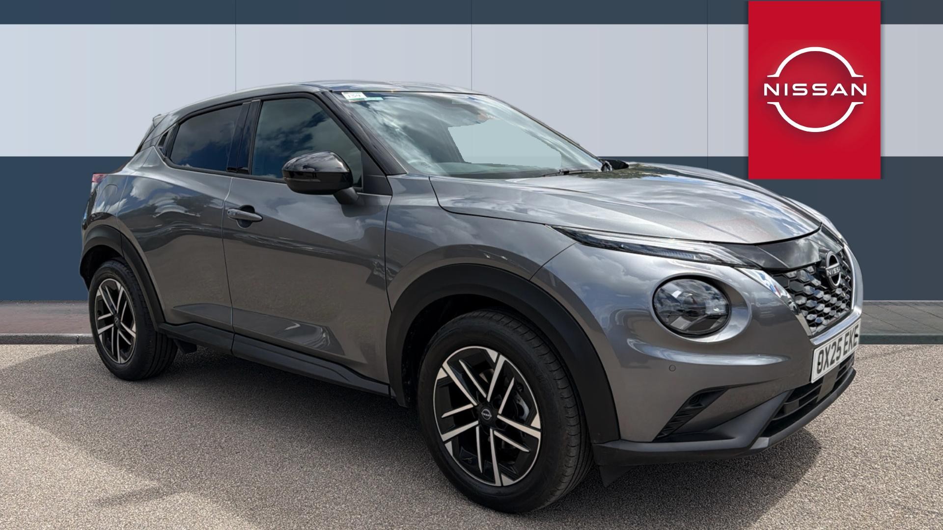 Nissan Juke listing photo