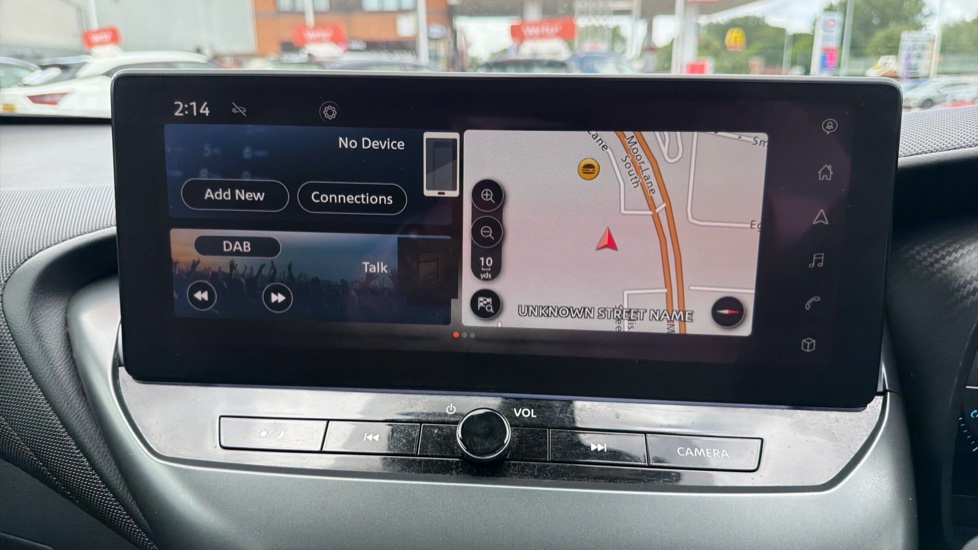 Nissan Juke 1.6 Hybrid N-Connecta 5dr Auto Hybrid Hatchback - Image 12