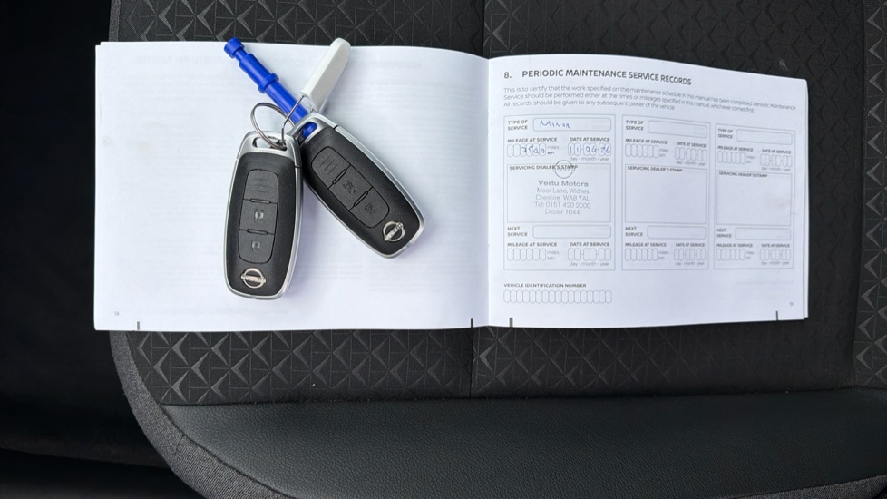 Nissan Juke 1.6 Hybrid N-Connecta 5dr Auto Hybrid Hatchback - Image 19