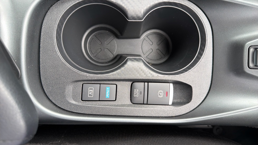 Nissan Juke 1.6 Hybrid N-Connecta 5dr Auto Hybrid Hatchback - Image 23