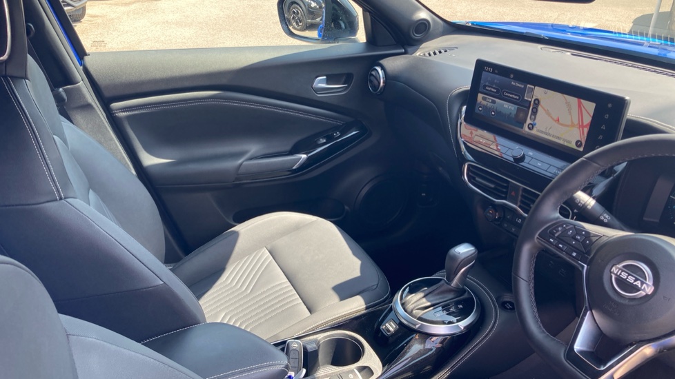 Nissan Juke 1.6 Hybrid Tekna 5dr Auto Hybrid Hatchback - Image 14