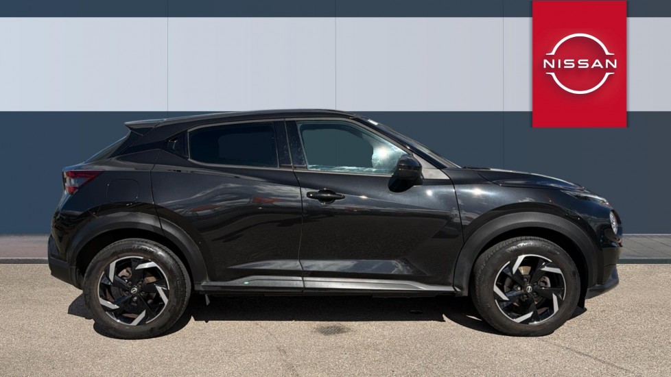 Nissan Juke 1.0 DiG-T 114 N-Connecta 5dr Petrol Hatchback - Image 5