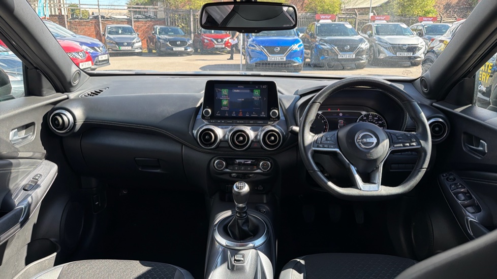 Nissan Juke 1.0 DiG-T 114 N-Connecta 5dr Petrol Hatchback - Image 10