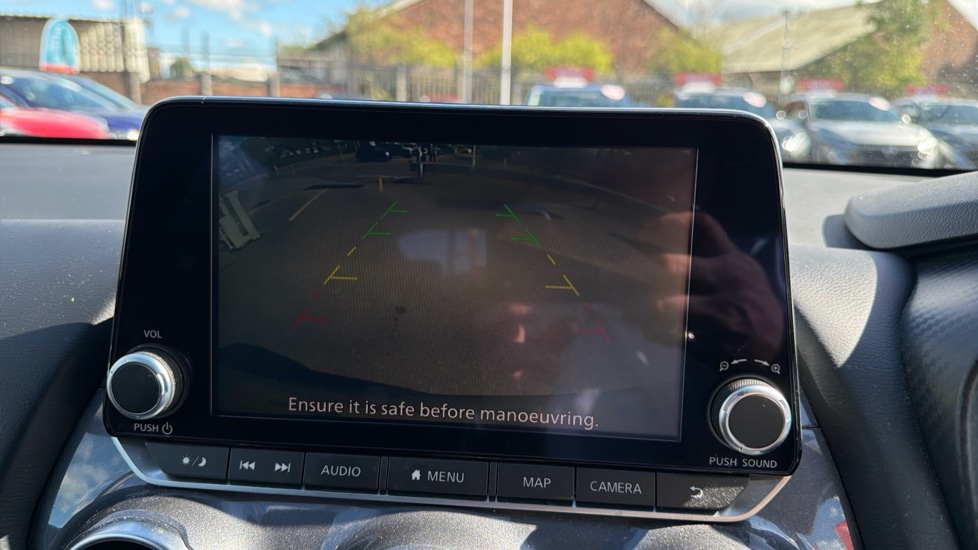 Nissan Juke 1.0 DiG-T 114 N-Connecta 5dr Petrol Hatchback - Image 22