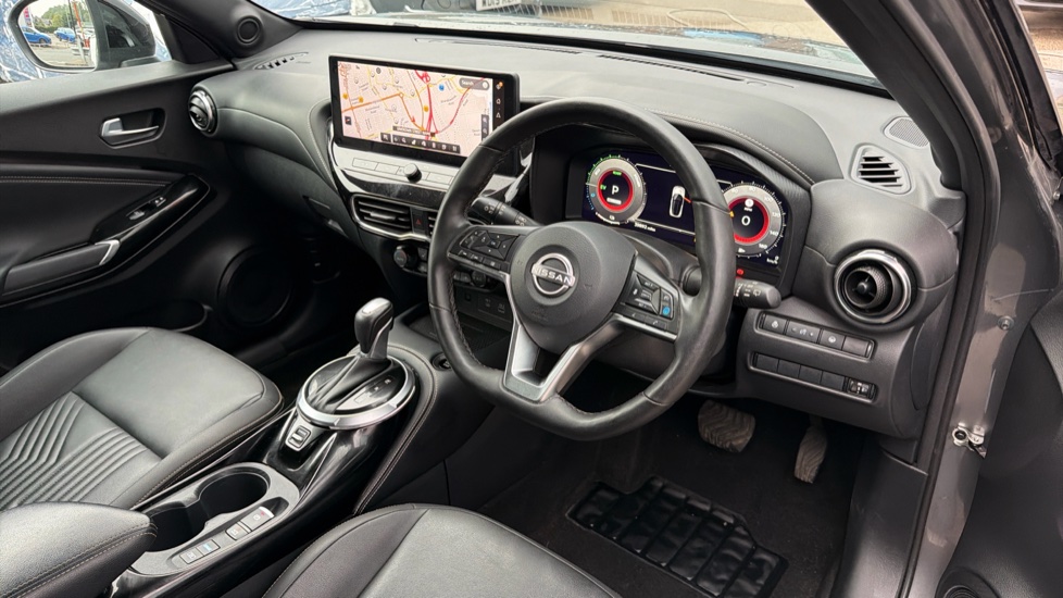 Nissan Juke 1.6 Hybrid Tekna 5dr Auto Hybrid Hatchback - Image 11