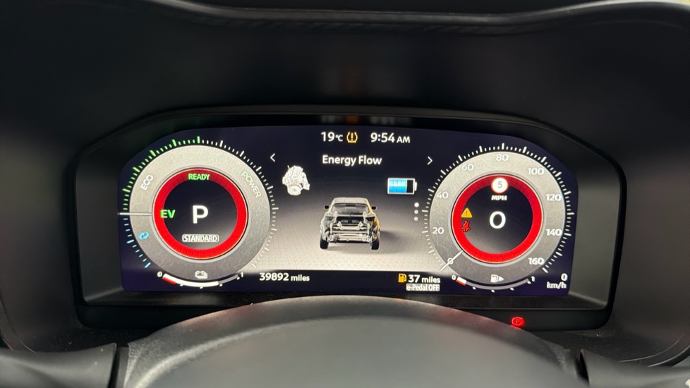 Nissan Juke 1.6 Hybrid Tekna 5dr Auto Hybrid Hatchback - Image 25