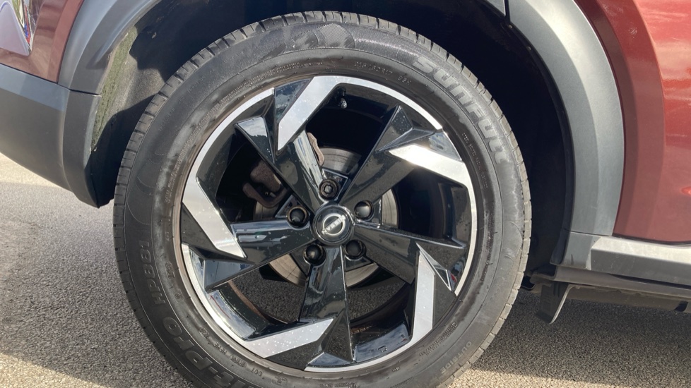 Nissan Juke 1.0 DiG-T 114 N-Connecta 5dr Petrol Hatchback - Image 7