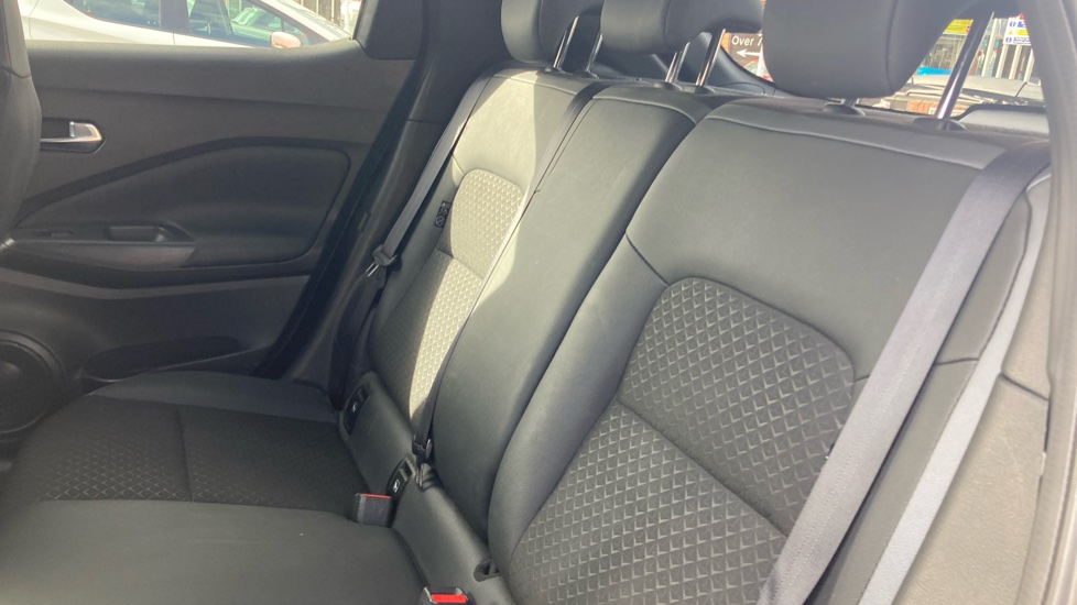 Nissan Juke 1.0 DiG-T 114 N-Connecta 5dr Petrol Hatchback - Image 16