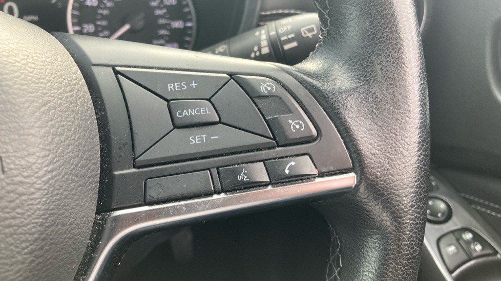 Nissan Juke 1.0 DiG-T 114 N-Connecta 5dr Petrol Hatchback - Image 22