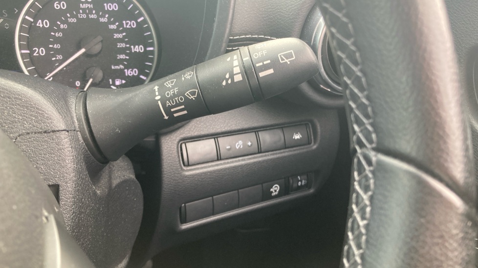 Nissan Juke 1.0 DiG-T 114 N-Connecta 5dr Petrol Hatchback - Image 23