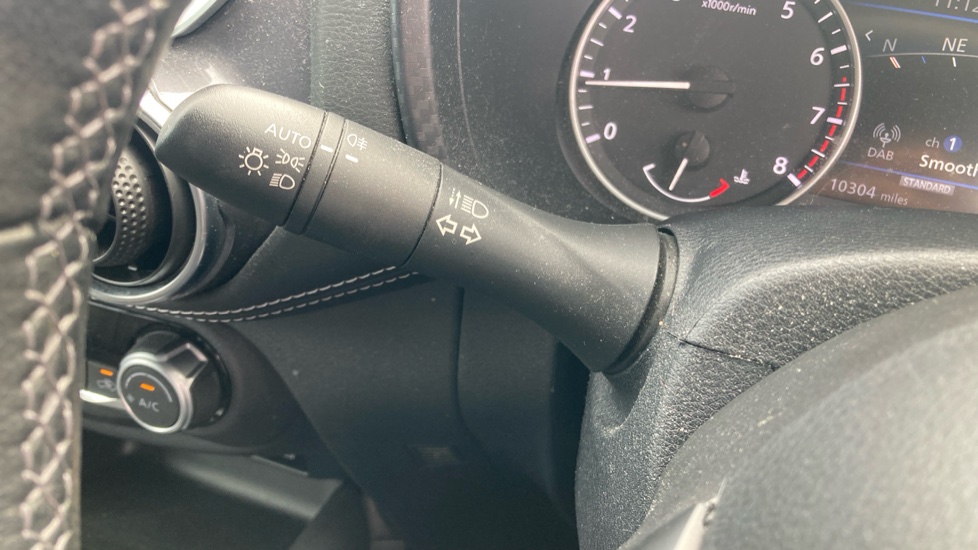 Nissan Juke 1.0 DiG-T 114 N-Connecta 5dr Petrol Hatchback - Image 25