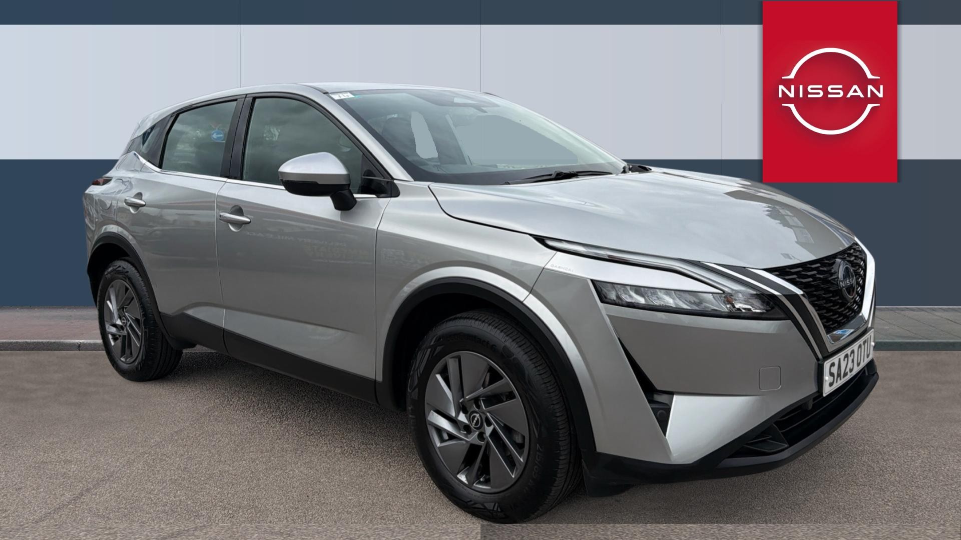 Nissan Qashqai listing photo
