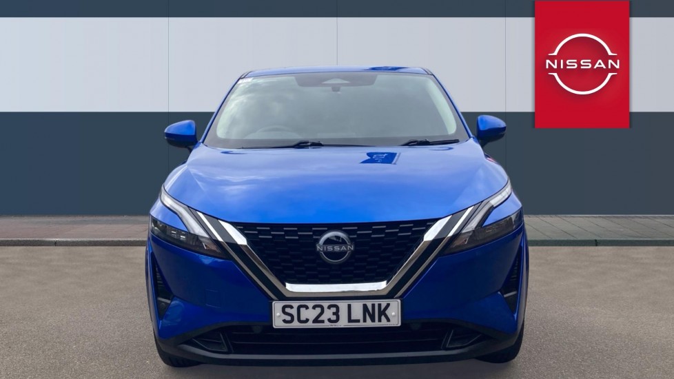 Nissan Qashqai 1.3 DiG-T MH Acenta Premium 5dr Petrol Hatchback - Image 3