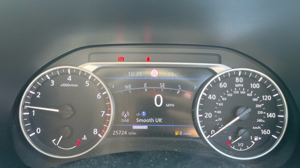 Nissan Juke 1.0 DiG-T 114 Tekna+ 5dr Petrol Hatchback - Image 18