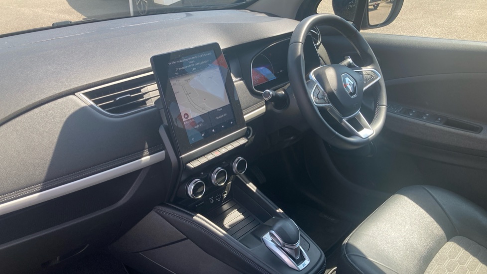 Renault Zoe 100kW Riviera Limited Edn R135 50kWh RC 5dr Auto Electric Hatchback - Image 9
