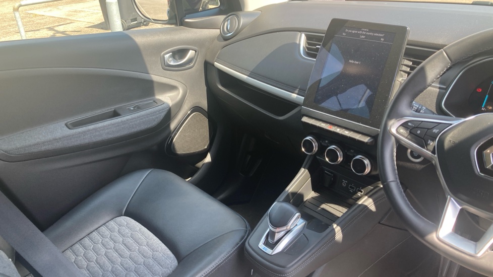 Renault Zoe 100kW Riviera Limited Edn R135 50kWh RC 5dr Auto Electric Hatchback - Image 14