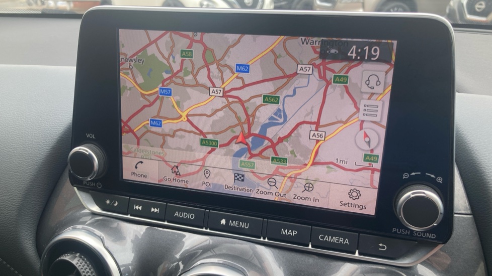 Nissan Juke 1.0 DiG-T 114 N-Connecta 5dr DCT Petrol Hatchback - Image 30