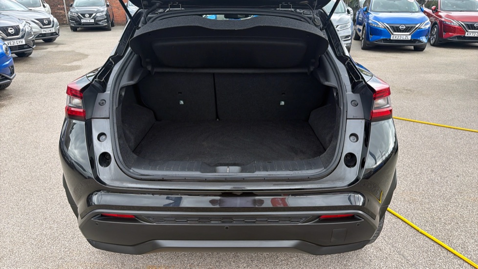 Nissan Juke 1.0 DiG-T 114 N-Connecta 5dr Petrol Hatchback - Image 4