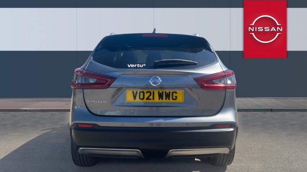 Nissan Qashqai 1.3 DiG-T N-Motion 5dr Petrol Hatchback - Image 6