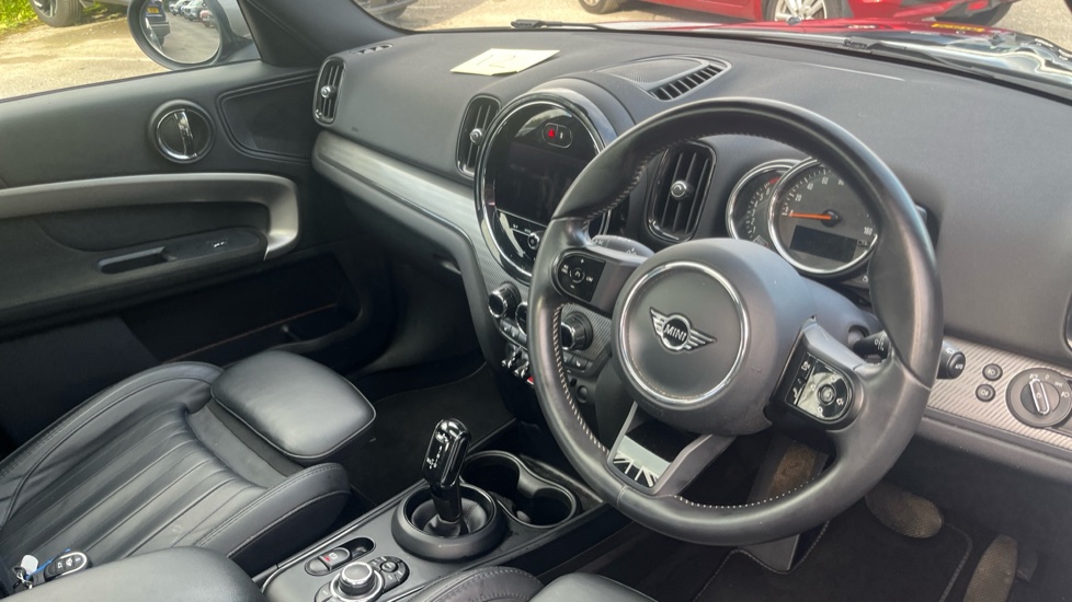 MINI Countryman 1.5 Cooper Exclusive 5dr Petrol Hatchback - Image 11