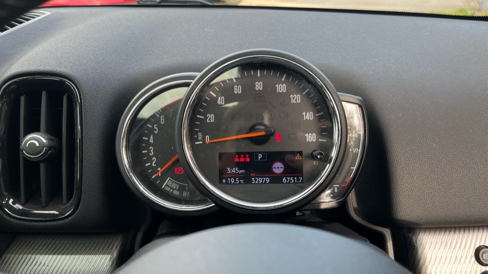 MINI Countryman 1.5 Cooper Exclusive 5dr Petrol Hatchback - Image 12
