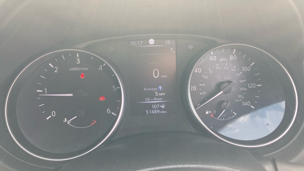 Nissan Qashqai 1.5 dCi 115 N-Connecta 5dr [Glass Roof Pack] Diesel Hatchback - Image 18