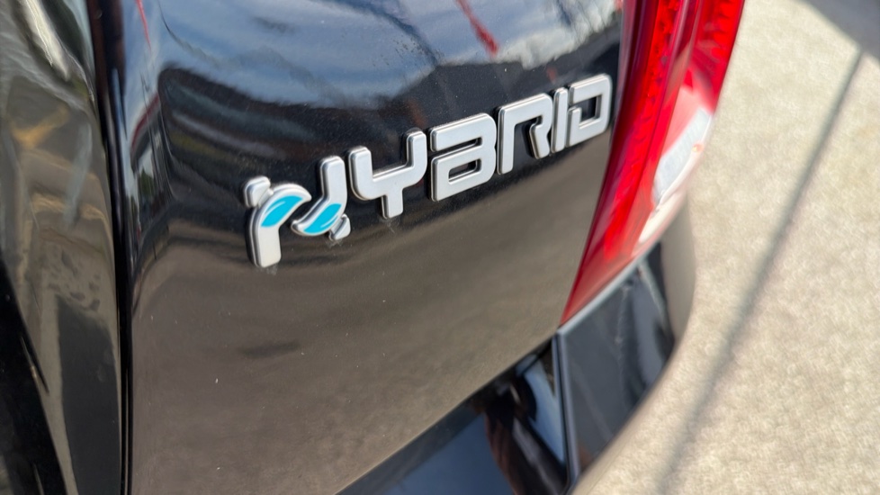 Fiat 500 1.0 Mild Hybrid 3dr Petrol Hatchback - Image 24