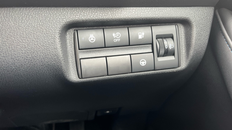 Nissan LEAF 160kW e+ N-Connecta 59kWh 5dr Auto Electric Hatchback - Image 24