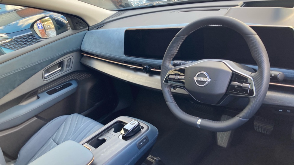 Nissan ARIYA 160kW Evolve 63kWh 5dr Auto Electric Hatchback - Image 11