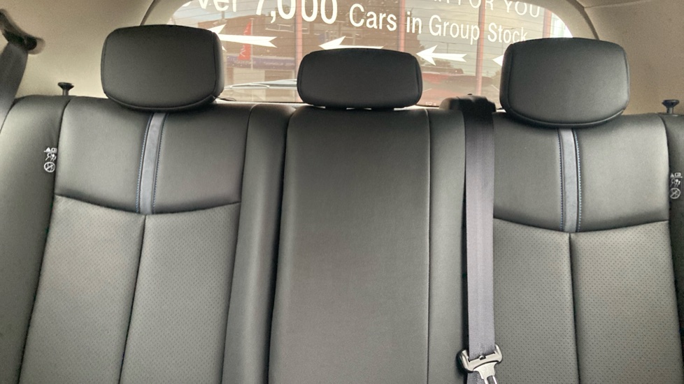 Nissan LEAF 110kW Tekna 39kWh 5dr Auto Electric Hatchback - Image 15